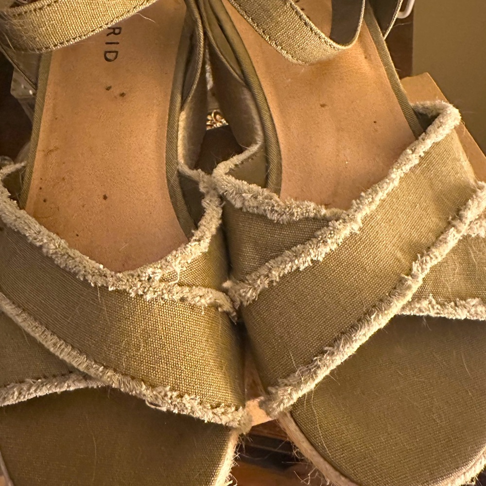 Torrid khaki wedge sandals 8.5WW